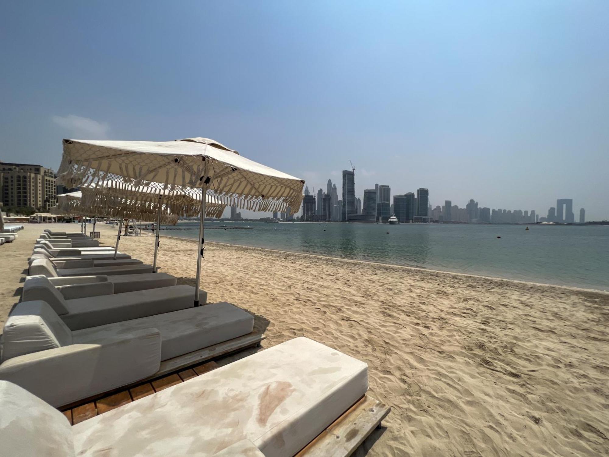 Signature 1 Bed At Seven Palm With Infinity Pool Apartment Dubai
