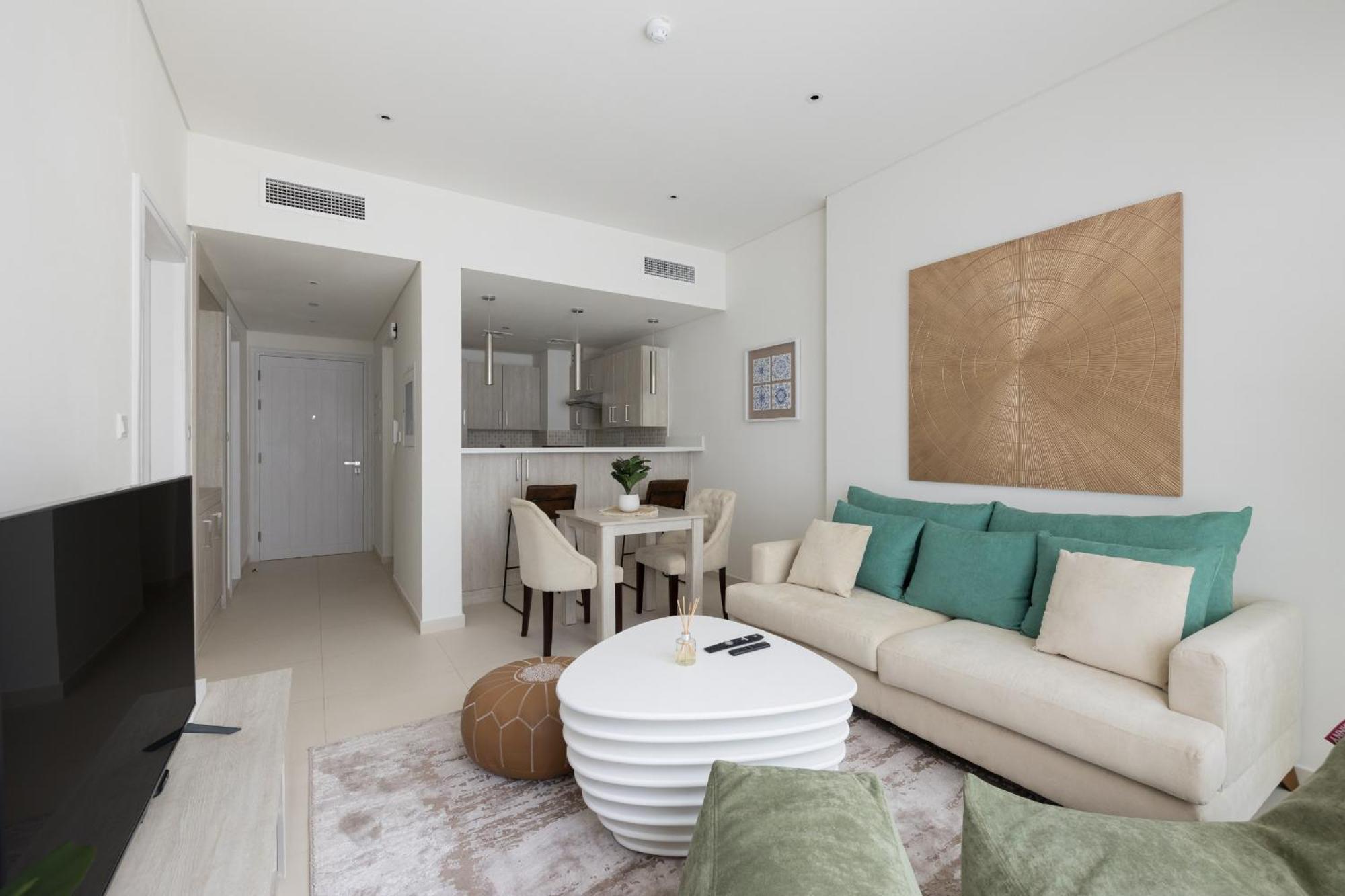Signature 1 Bed At Seven Palm With Infinity Pool Apartment Dubai