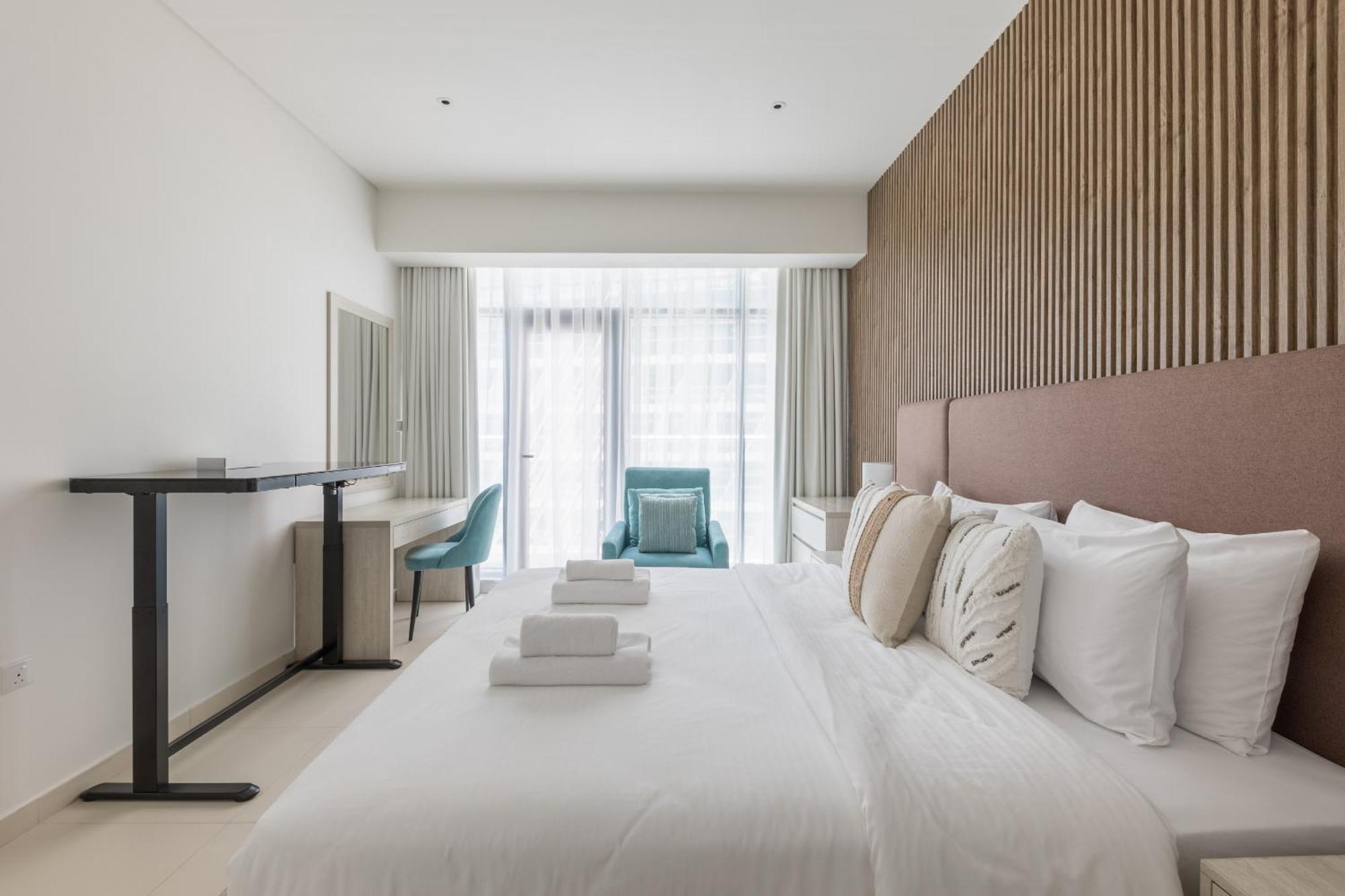 Signature 1 Bed At Seven Palm With Infinity Pool Apartment